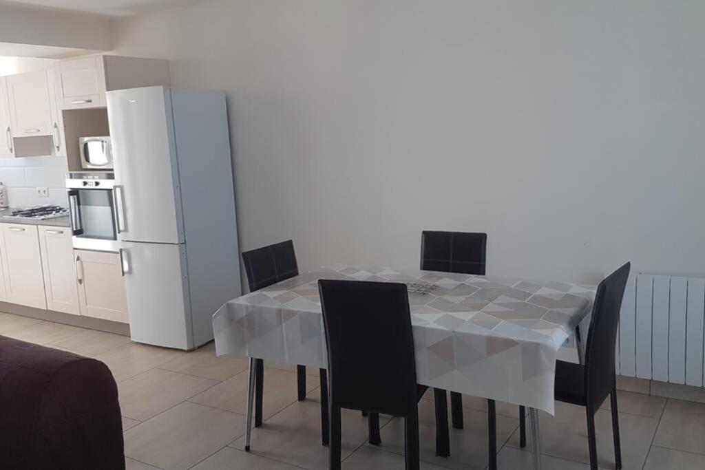 Apartament Maison De Bourg Avec Exterieur. Grez-en-Bouere Zewnętrze zdjęcie